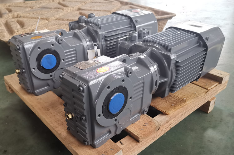 KA37系列減速機通孔輸出，配電機實物圖