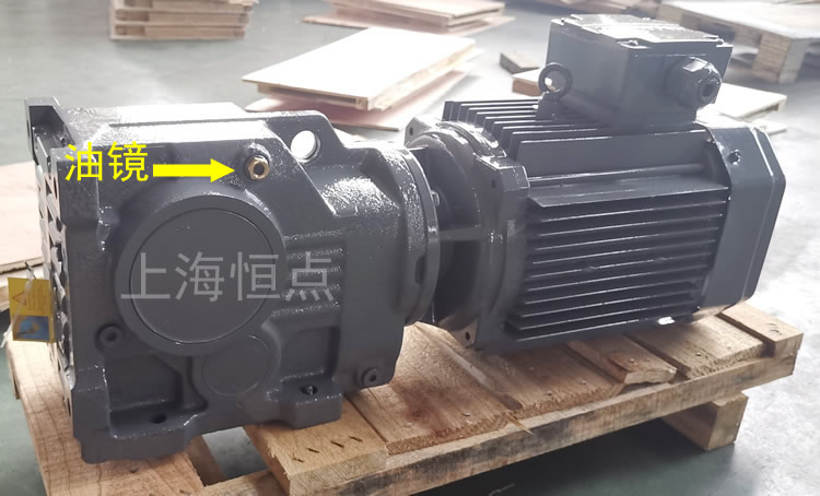 K67減速機 M2安裝方式 配普通電機輸入 右側單軸B輸出 标油鏡位置 實物圖