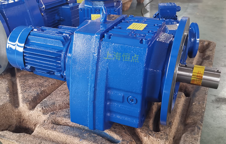 RF87減速機，立式安裝，輸入配電機，實物照片如下