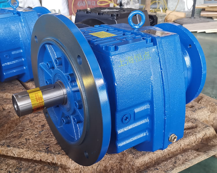 RF87減速機，輸入配法蘭B5端蓋，立式法蘭輸出，實物照片