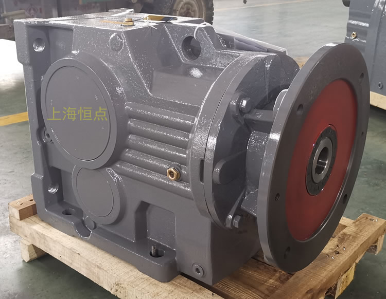 K97減速機，輸入配電機法蘭端蓋，右輸出單軸，實物圖如下