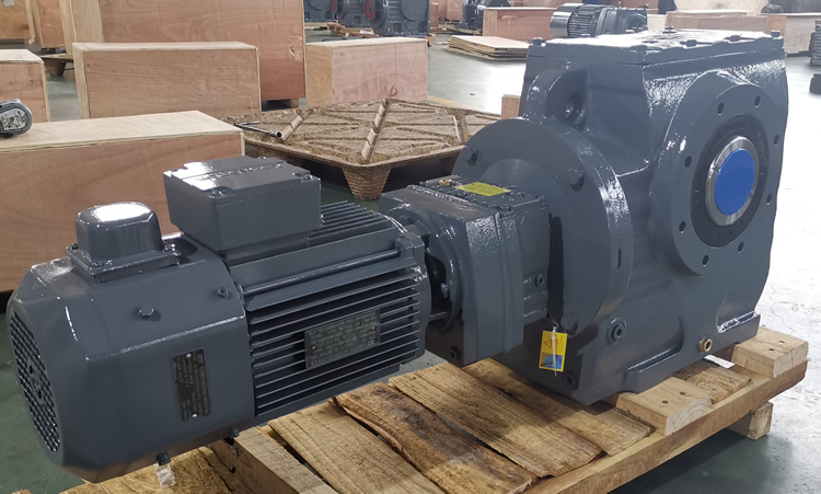 SA97R57減速機 輸入配變頻電機 輸出通孔 實物-上海恒點